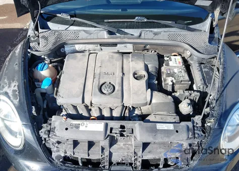 2013 Volkswagen Beetle 2.5L из США, поврежденный, VIN 3VW5X7AT2DM814556